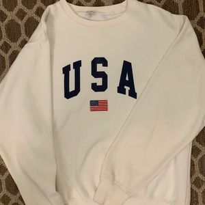Brandy Melville crew neck USA sweatshirt